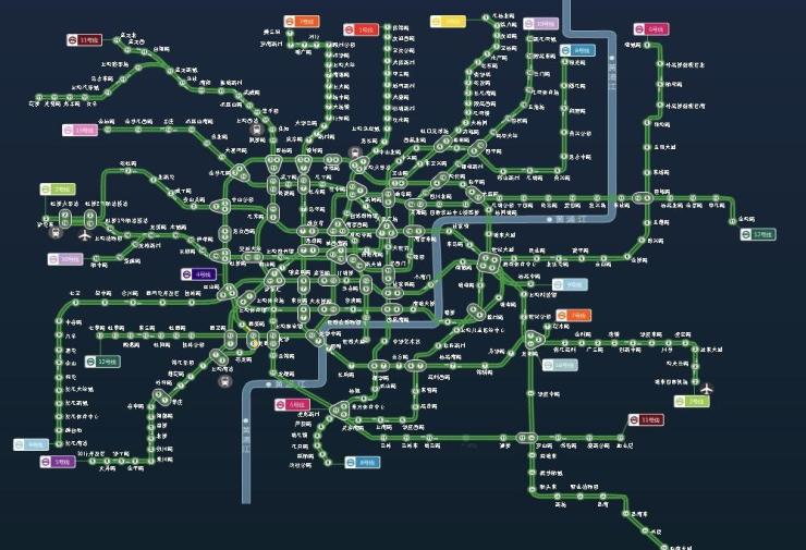 ,上海要以较为单一的地铁,加上以中心城为中心的公共交通网络