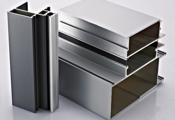 铝合金型材表面处理方式氟碳喷涂工艺介绍