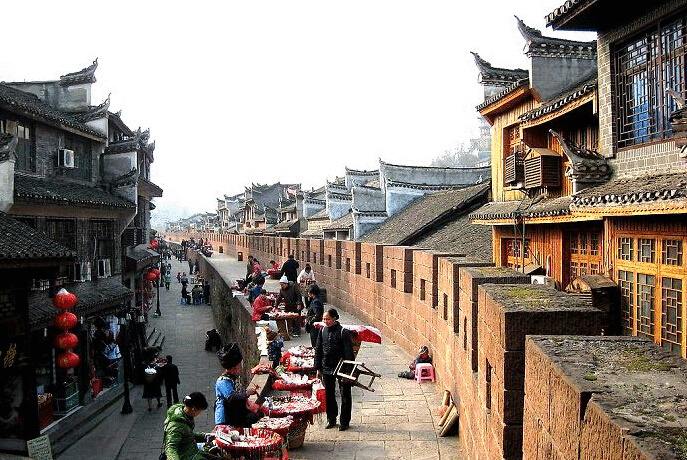 湘西土家族苗族自治州苗族人口_湘西土家族苗族自治州
