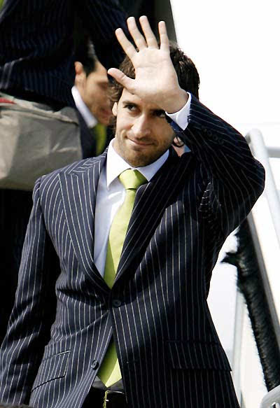         劳尔 帅就一个字!