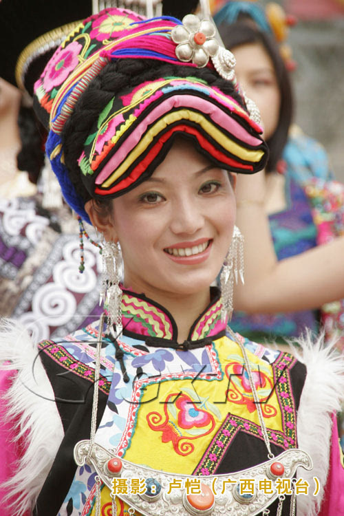 图片中国少数民族