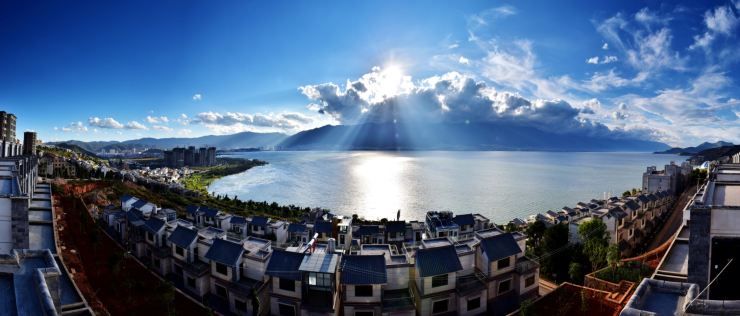 高铁下一站通往洱海边的小院子 白族三合院5月