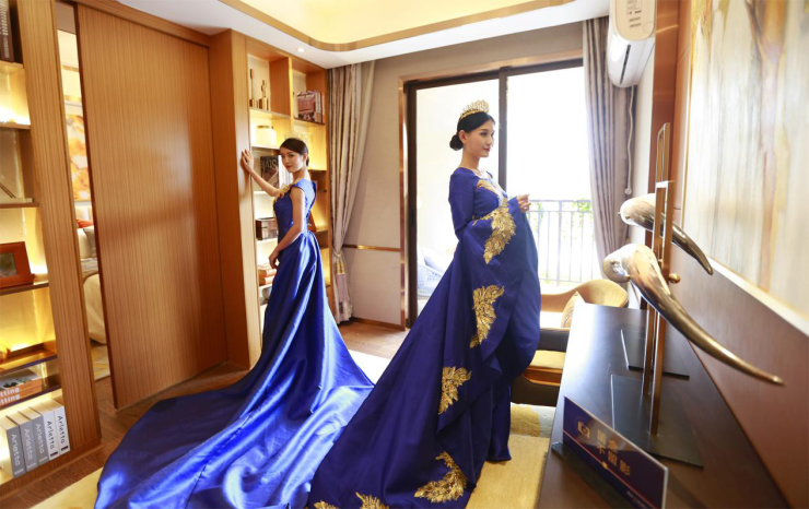 (样板房模特展示)