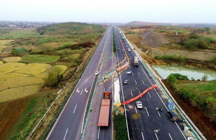 年底通车合宁高速四改八工程展开最后冲刺