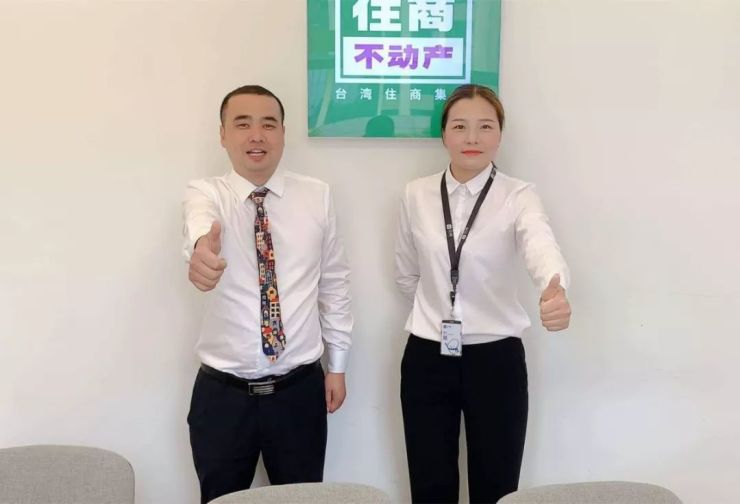 店東陳波(左)&ca郭丹(右)未來談及未來,陳波說: