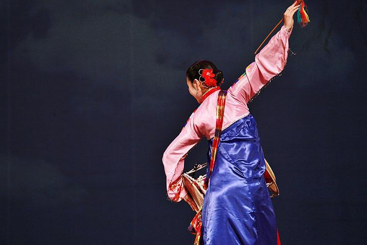 欢乐五洲,亚非洲的艺术之旅