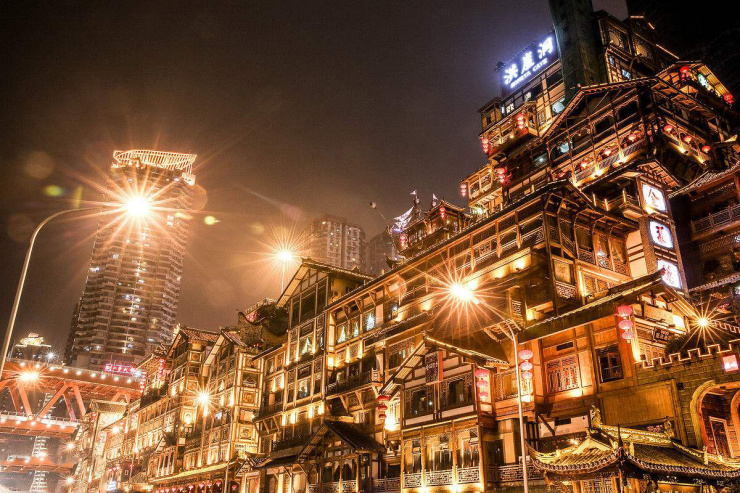 改变城市的设计力量丨洪崖洞设计师李向北:设计重庆,吸引眼光