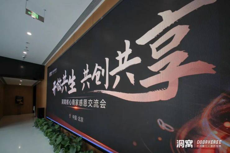  鹤壁一起口左转信号灯不断亮红灯 市夷易近：没见绿过