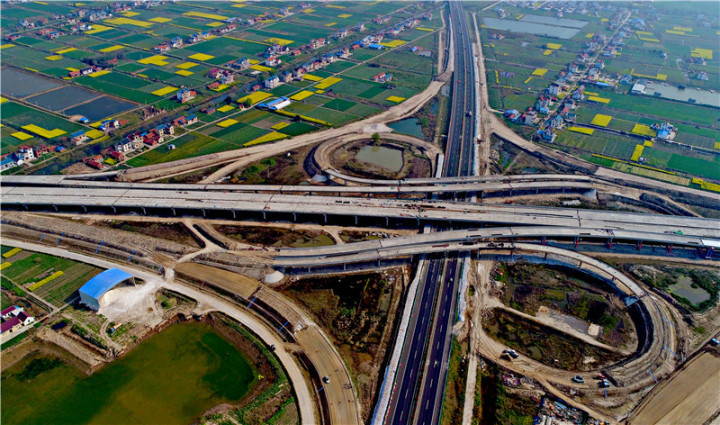 最新进展 | 海启高速如泰运河大桥顺利合龙