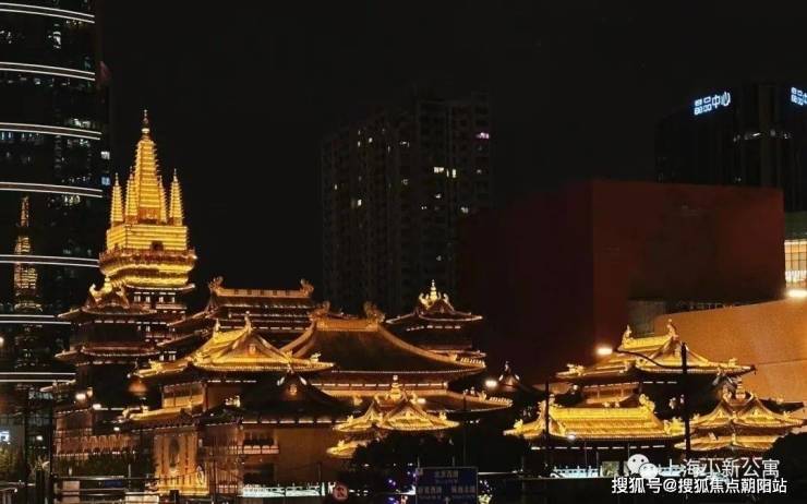 英伦奢贵艺术大平层 通燃气世界上海 国际静安 鎏金内环上海博鸿大厦