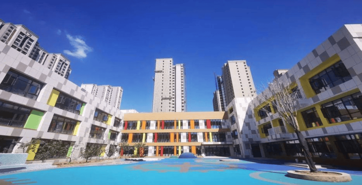 中国铁建西派宸樾(营销中心)装修交付在售户型五证齐全落户政策(图3) 中国铁建西派宸樾(营销中心)装修交付在售户型五证齐全落户政策(图3)