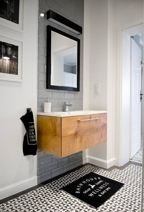 这个只有2.5平方米的小卫生间竟然也可以打造的这么完美.