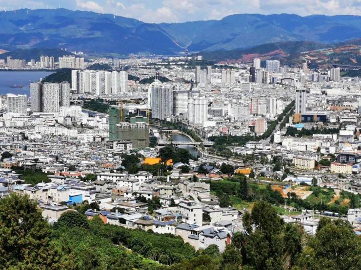 大理雅美湾全盘封顶准现房滇西经济圈交汇处满江未来不可估量