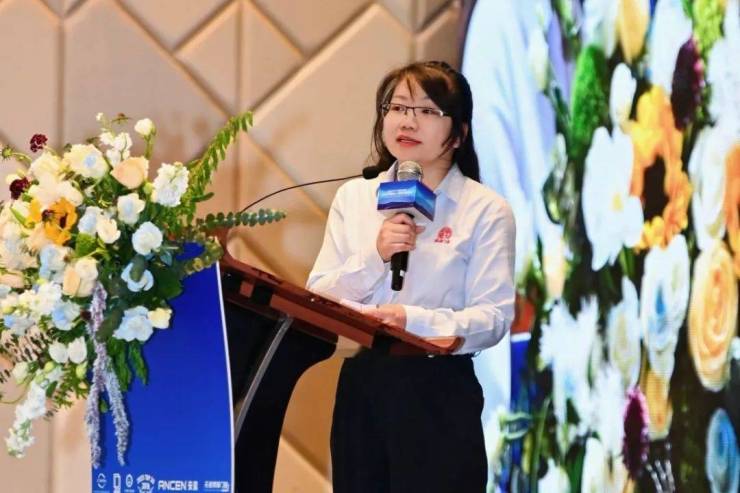 上海造谣中间大厦寿命50年：100年是其最低妄想运用年限