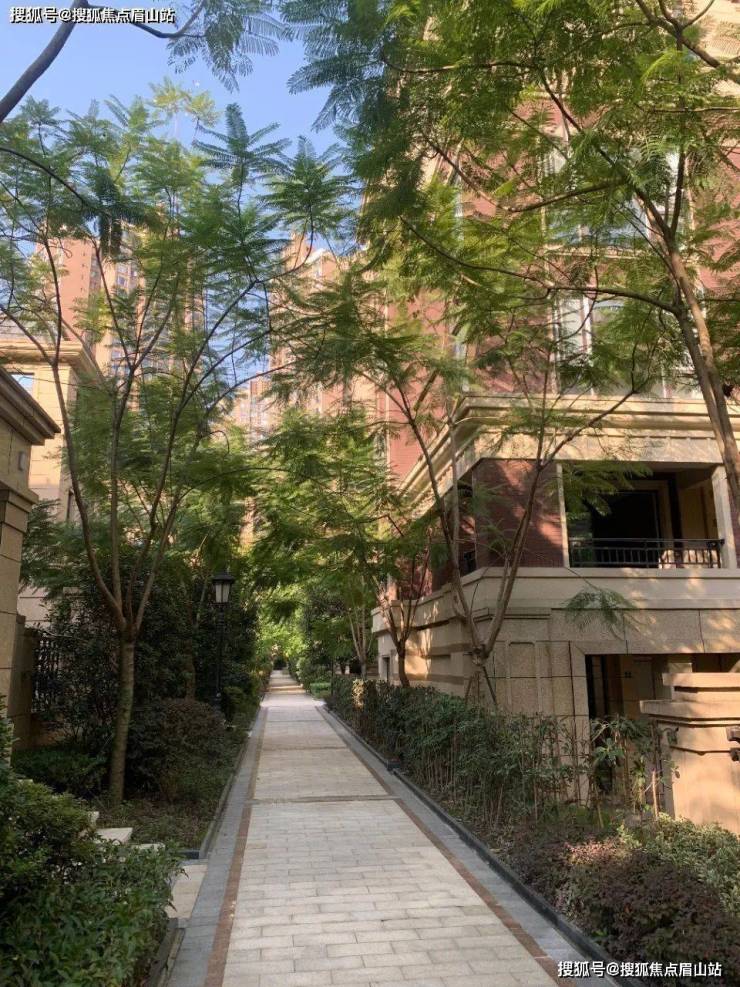 成都【万锦城花千墅】楼盘信息:5月优惠特价,配套,在售户型,营销中心