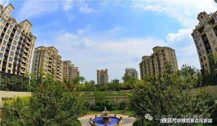 御岛财富【官方认证】售楼处电话_御岛财富官方营销中心24小时热线楼盘测评+最新房价-楼盘详情-配套-电话(图2)