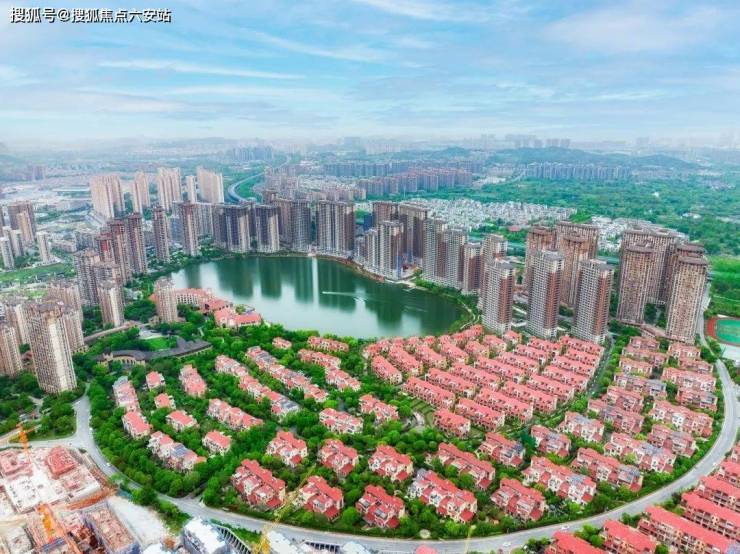 东海闲湖城(2025年杭州余杭芯排屋别墅·东海闲湖城)楼盘详情-东海闲湖城最新房价-户型配套+容积率+得房率-六安搜狐焦点