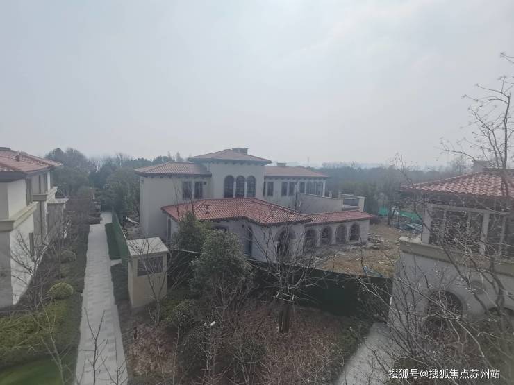 苏州阳澄湖别墅 苏州奕澄湾- 305平实体样板间 预约看房 容积率仅0.