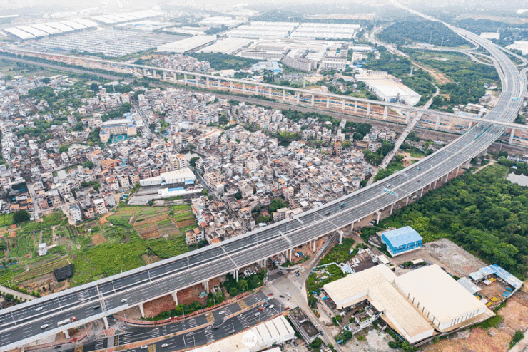 交通:项目还被5大高速环绕(济广,花莞,北三环,增莞,广园),自驾出行