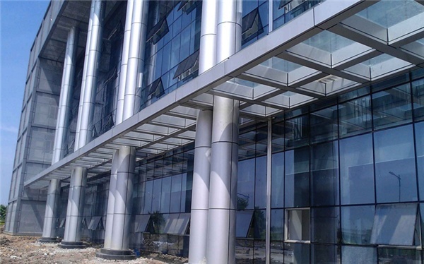 关于铝塑板幕墙优缺点的一二事儿你知道多少