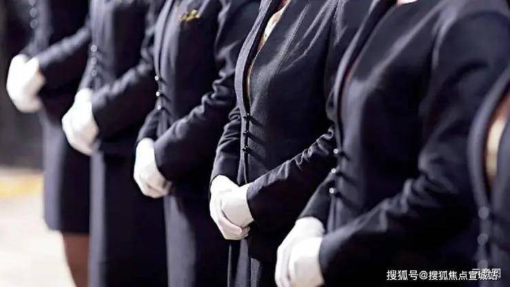 胥江澜岸(售楼处)官网-胥江澜岸营销中心电话-环境-户型-价格-地址-楼盘详情-配套-电线(图18)