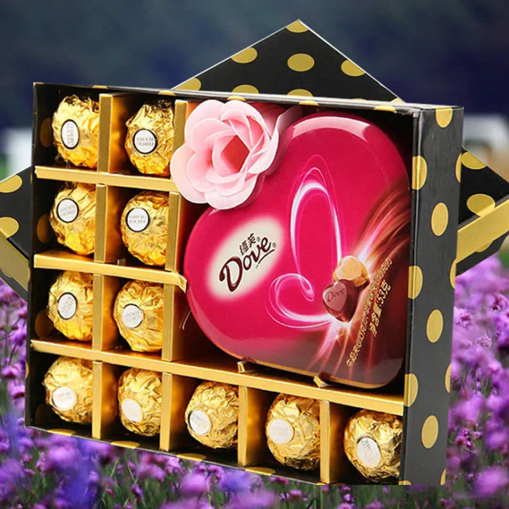 均有机会获得德芙巧克力,浪漫玫瑰花,2米巨型娃娃,还有机会参与幸运大