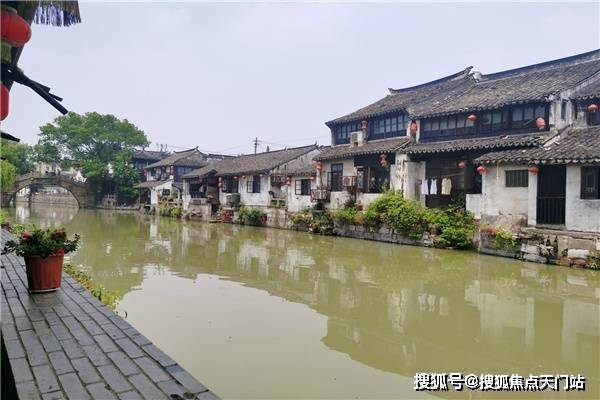 《楼市新闻发布会》上海金山枫溪别院—楼盘详情【官方唯一指定网站】-天门