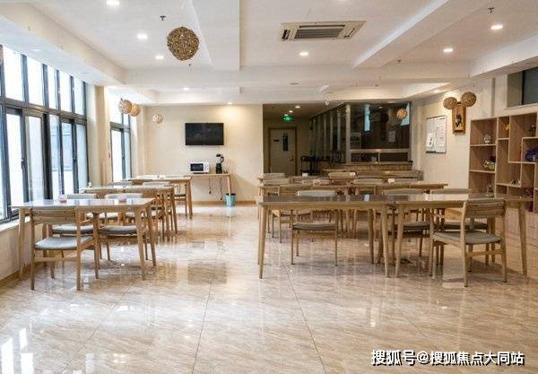2026年北京养老参考!小康之家养老城关中心院内环境实拍、居住设施和预约参观电话(图2)