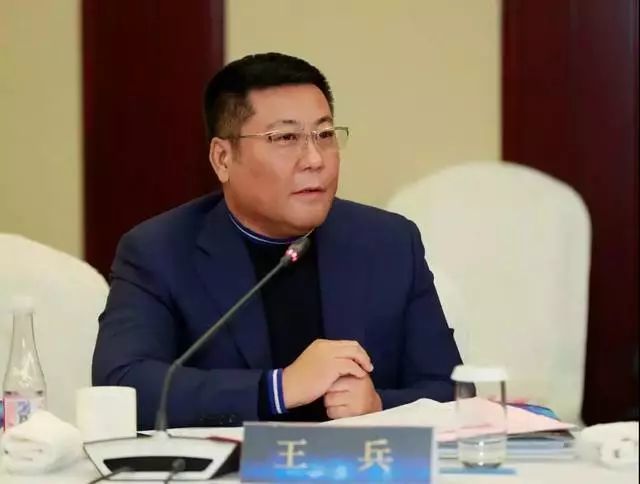 北京山东企业商会王兵会长主持会议.