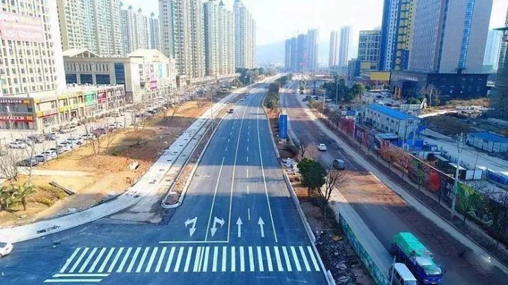 东西向客运交通功能,连接南京仙林的一条重要通道,仙林东路作为宝华