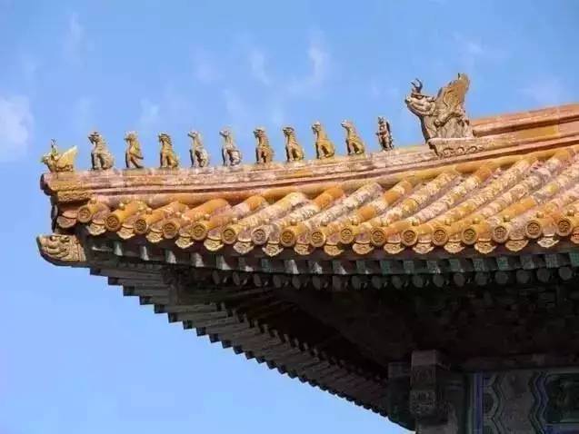 太和殿 重檐庑殿顶 檐角蹲兽十个